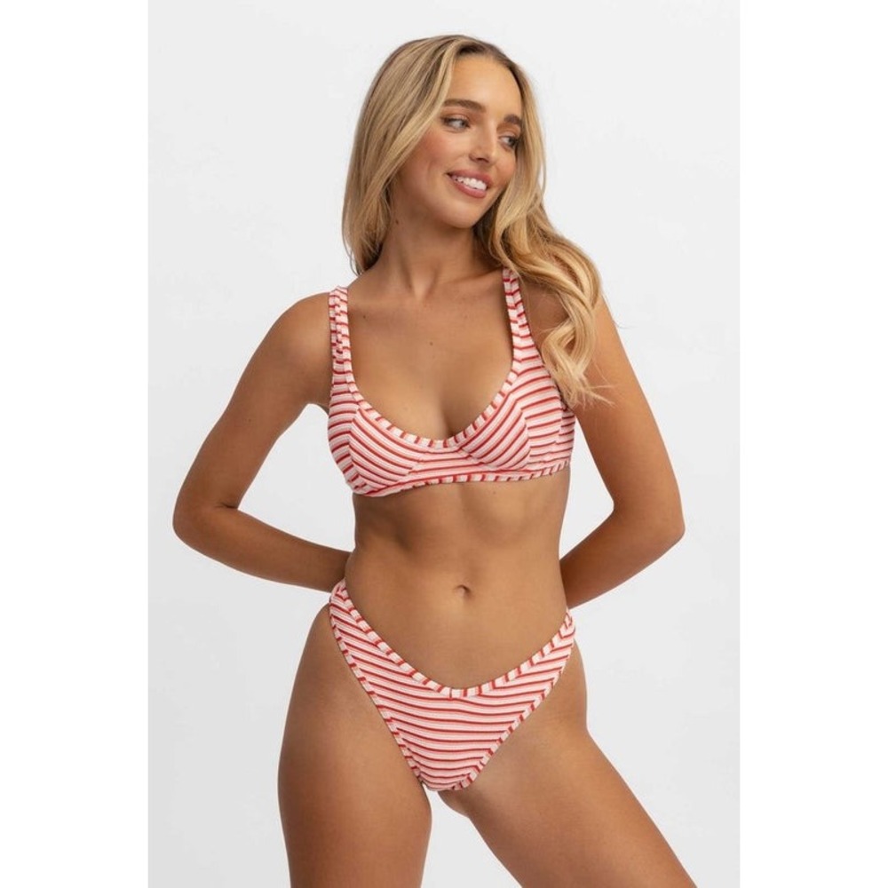 Blackbough Giselle Underwire Top Swim Stripe‎ Underwire Bikini Medium Red White